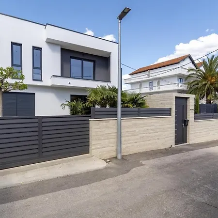 In - Haus Fuer 8 Personen *