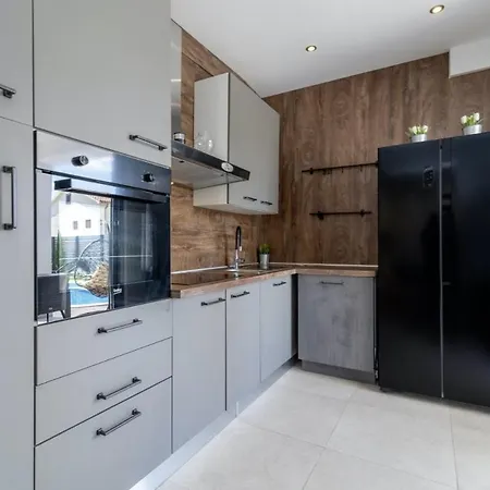 In - Haus Fuer 8 Personen *