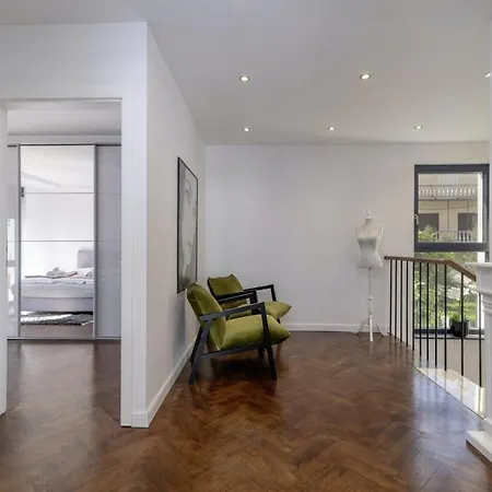 In - Haus Fuer 8 Personen