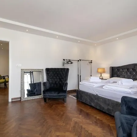 In - Haus Fuer 8 Personen