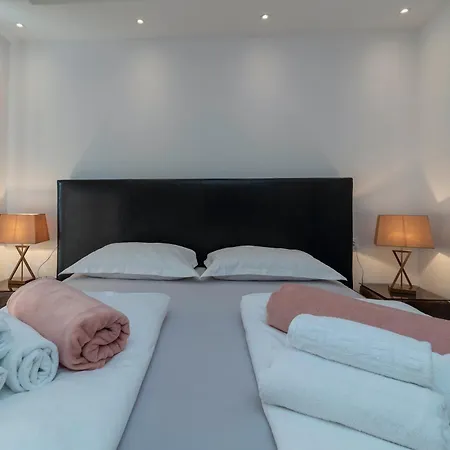 Villa In - Haus Fuer 8 Personen