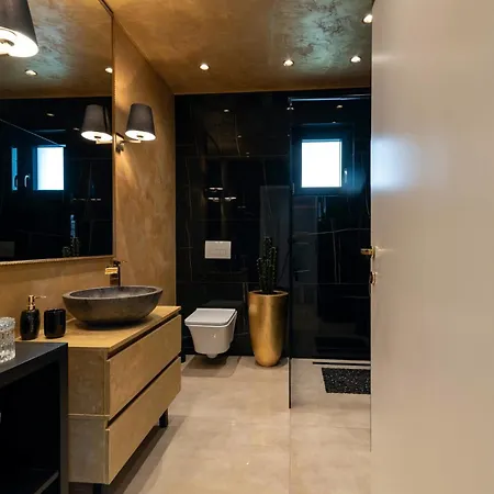 In - Haus Fuer 8 Personen Vodice