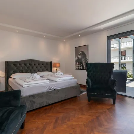 In - Haus Fuer 8 Personen *