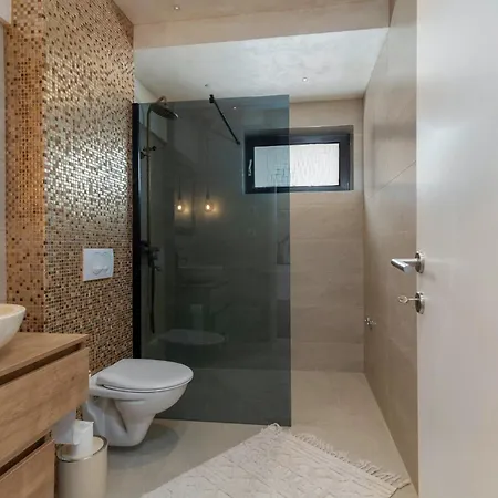 In - Haus Fuer 8 Personen * Vodice