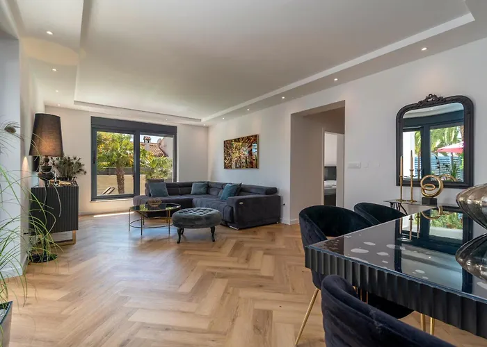 Villa In - Haus Fuer 8 Personen *