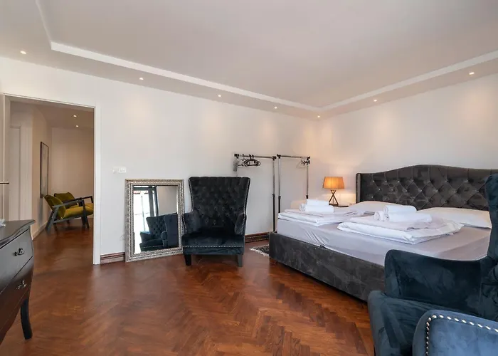 In - Haus Fuer 8 Personen