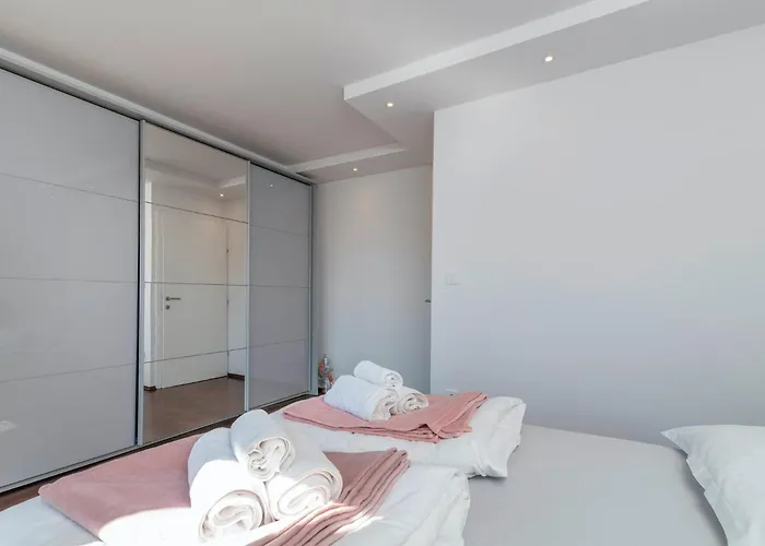 In - Haus Fuer 8 Personen Villa